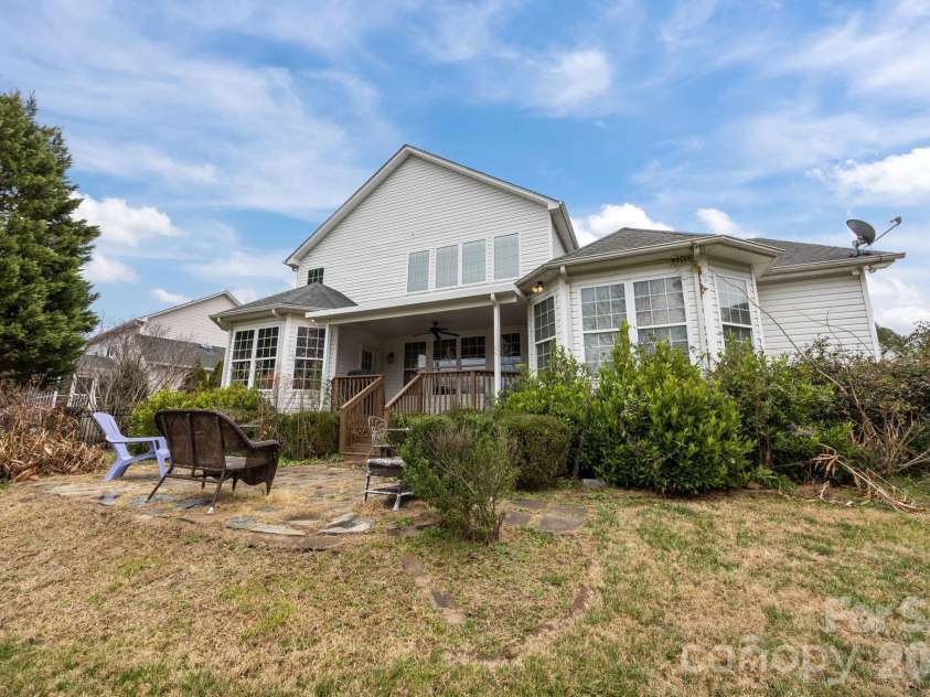 14724 Bridle Trace Lane, Pineville, NC 28134.  MLS# CAR4335197, YatesRealty ID 2309. 