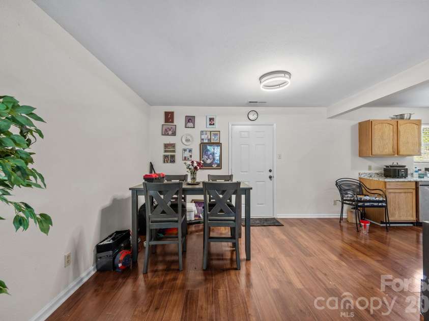 2621 Stream Bank Drive, Charlotte, NC 28269.  MLS# CAR4370879, YatesRealty ID 23090. 
