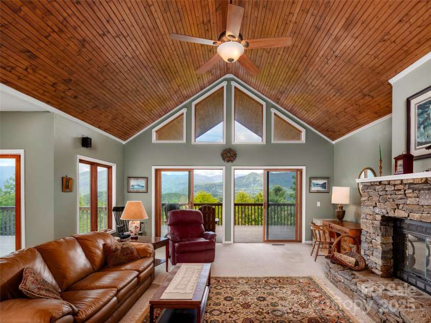 29 Egret Court, Waynesville, NC 28786.  MLS# CAR4258758, YatesRealty ID 23090. 