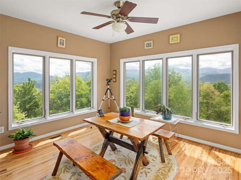 29 Egret Court, Waynesville, NC 28786.  MLS# CAR4258758, YatesRealty ID 23090. 