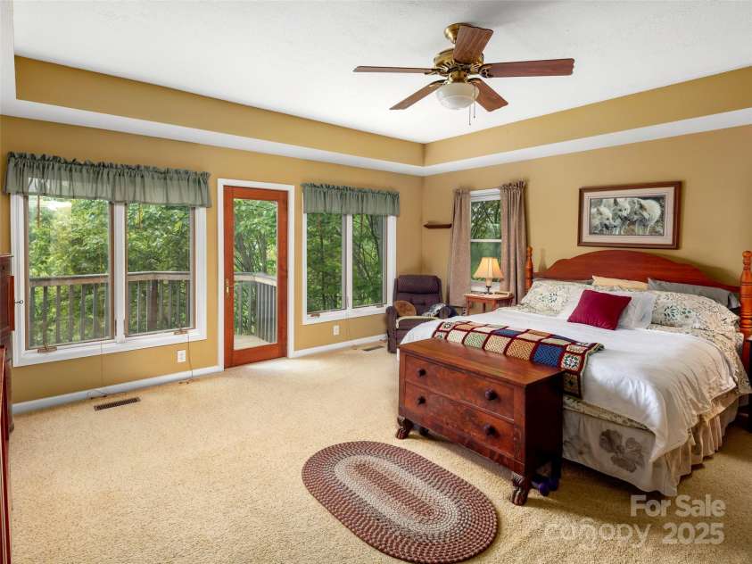 29 Egret Court, Waynesville, NC 28786.  MLS# CAR4258758, YatesRealty ID 23090. 