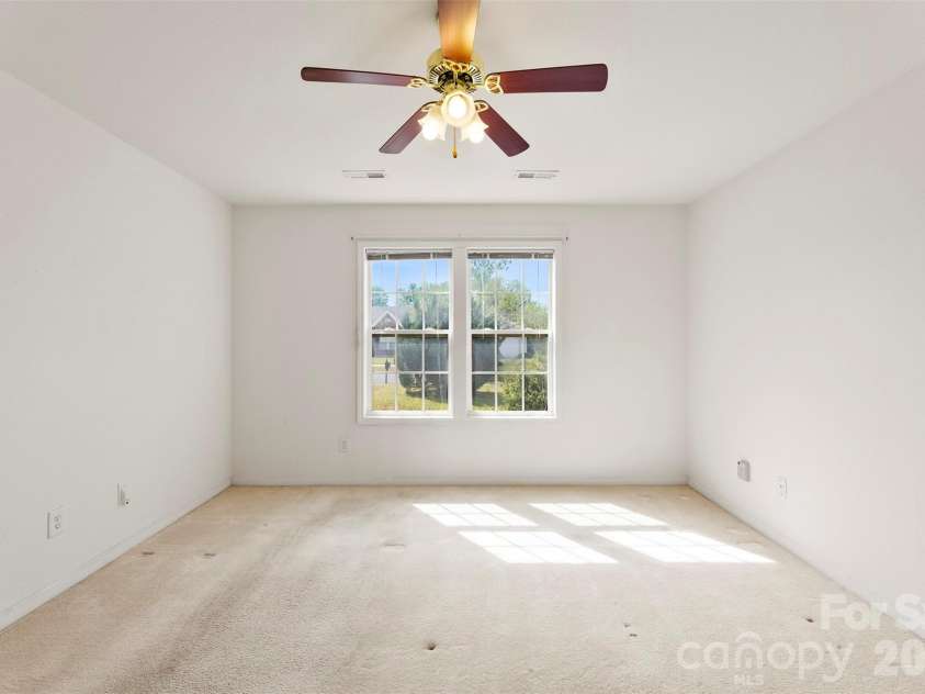 10215 Orchard Grass Court, Charlotte, NC 28278.  MLS# CAR4367883, YatesRealty ID 23091. 