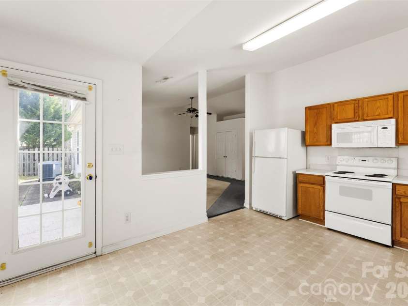 10215 Orchard Grass Court, Charlotte, NC 28278.  MLS# CAR4367883, YatesRealty ID 23091. 