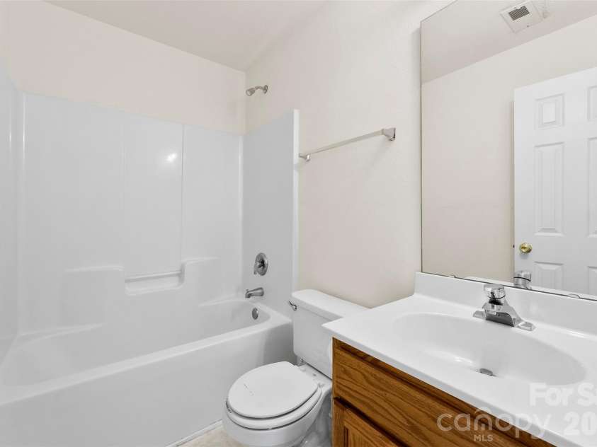10215 Orchard Grass Court, Charlotte, NC 28278.  MLS# CAR4367883, YatesRealty ID 23091. 
