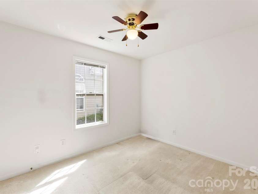 10215 Orchard Grass Court, Charlotte, NC 28278.  MLS# CAR4367883, YatesRealty ID 23091. 