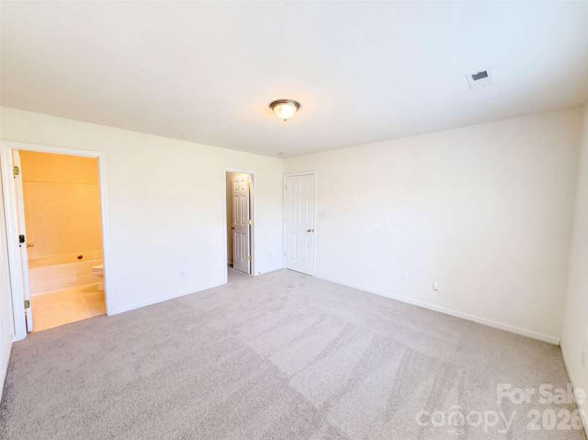10215 Orchard Grass Court, Charlotte, NC 28278.  MLS# CAR4424054, YatesRealty ID 23091. 