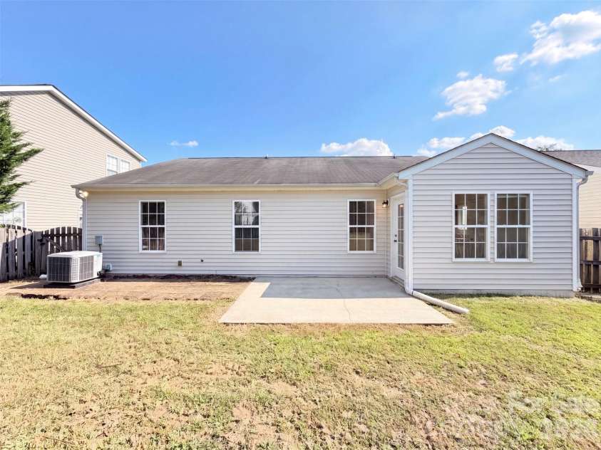10215 Orchard Grass Court, Charlotte, NC 28278.  MLS# CAR4424054, YatesRealty ID 23091. 