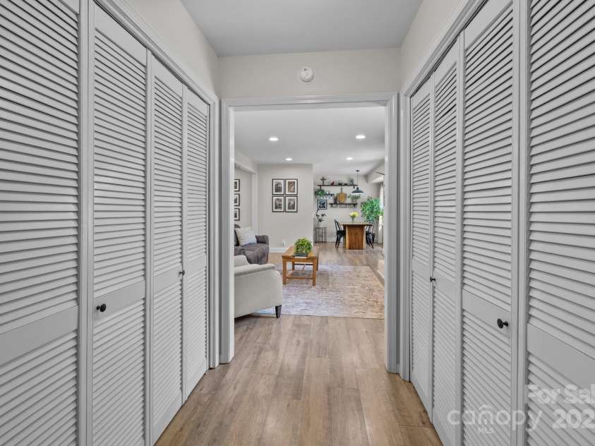 115 Fox Run Drive, Fort Mill, SC 29715.  MLS# CAR4273531, YatesRealty ID 23091. 