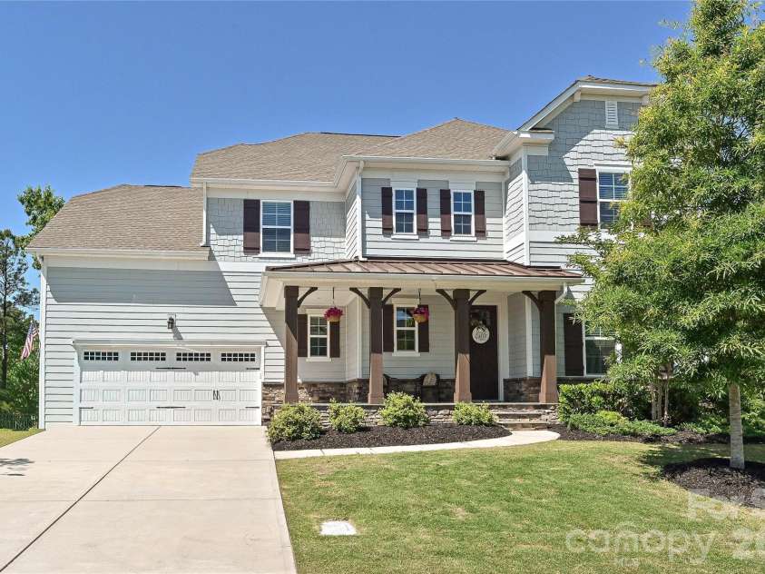 17403 Saranita Lane, Charlotte, NC 28278.  MLS# CAR4380984, YatesRealty ID 23092. 