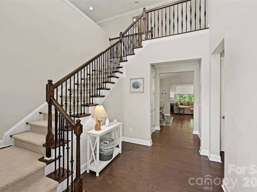 17403 Saranita Lane, Charlotte, NC 28278.  MLS# CAR4380984, YatesRealty ID 23092. 
