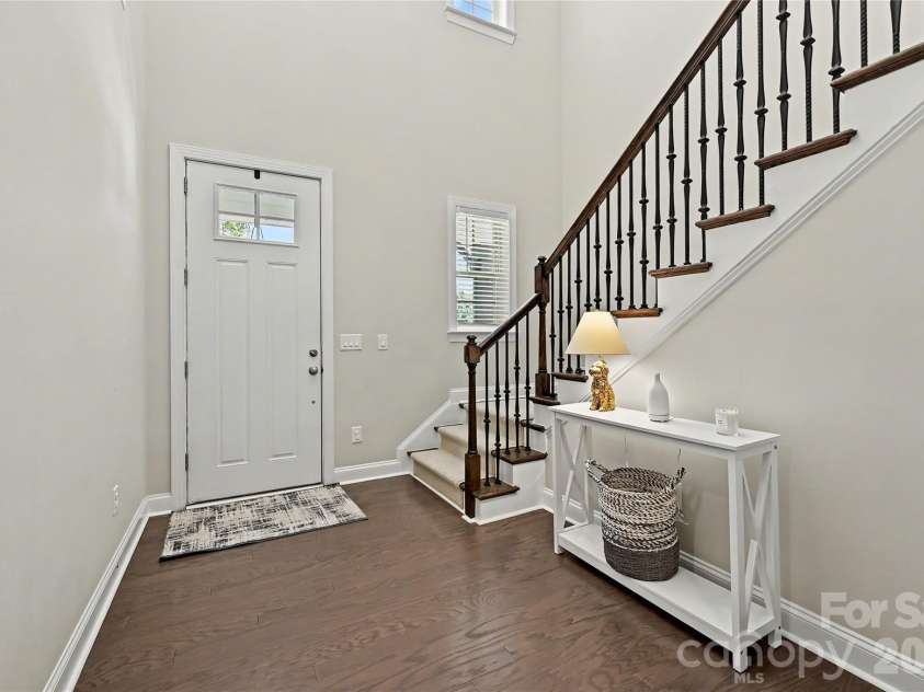 17403 Saranita Lane, Charlotte, NC 28278.  MLS# CAR4380984, YatesRealty ID 23092. 