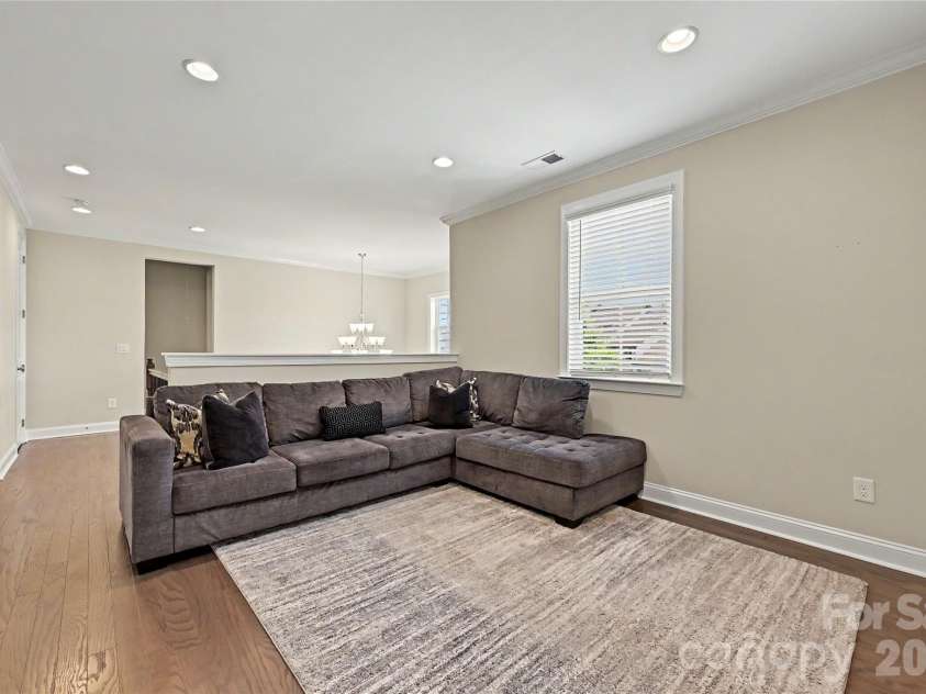 17403 Saranita Lane, Charlotte, NC 28278.  MLS# CAR4380984, YatesRealty ID 23092. 