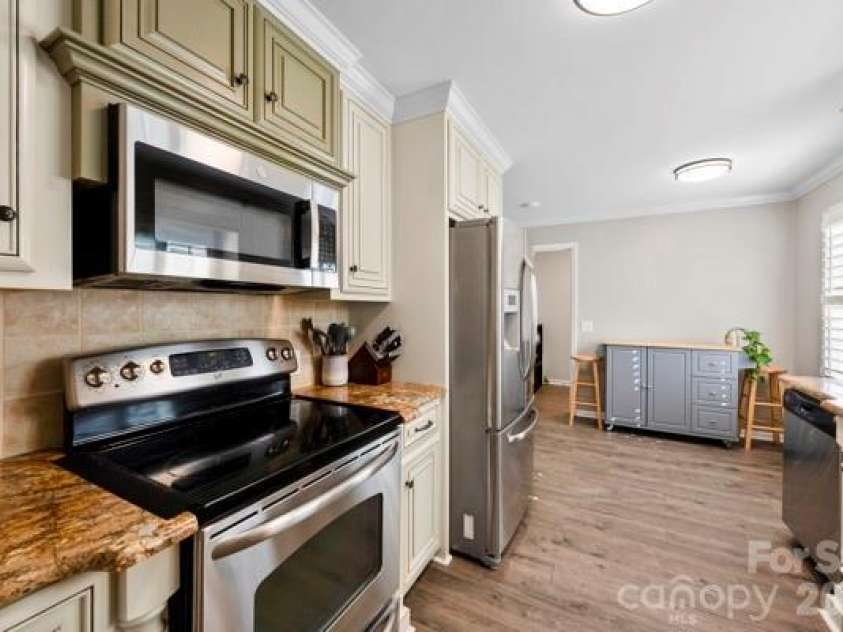 112 Brook Lane, Mount Holly, NC 28120.  MLS# CAR4363902, YatesRealty ID 23093. 