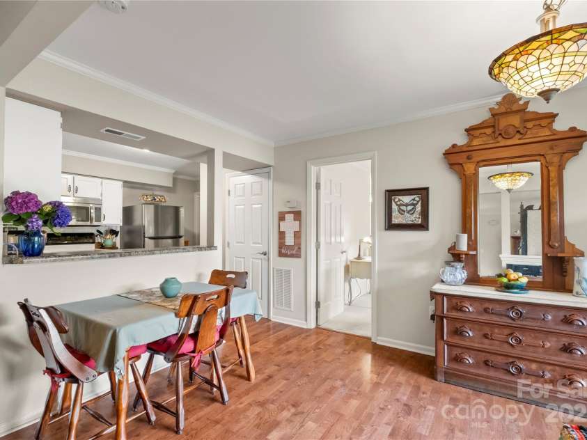 7329 Winery Lane, Charlotte, NC 28227.  MLS# CAR4265924, YatesRealty ID 23093. Pass through from kitchen