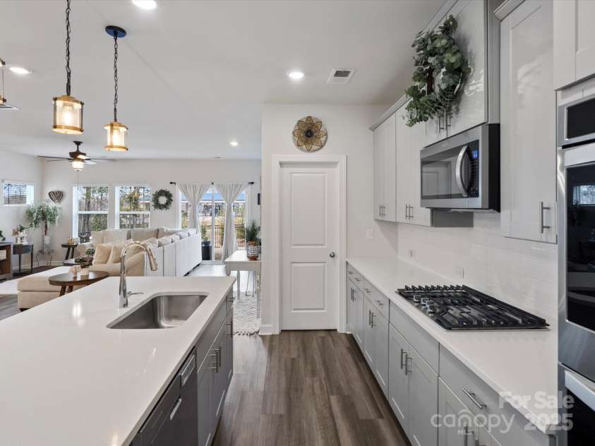 518 Palmarosa Street, Fort Mill, SC 29715.  MLS# CAR4265953, YatesRealty ID 23094. 