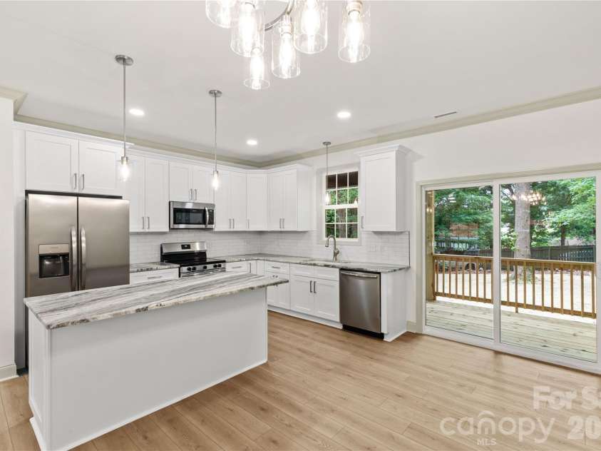 172 Spring Meadow Drive, Clover, SC 29710.  MLS# CAR4377578, YatesRealty ID 23096. 