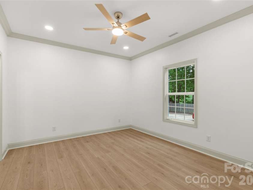 172 Spring Meadow Drive, Clover, SC 29710.  MLS# CAR4377578, YatesRealty ID 23096. 