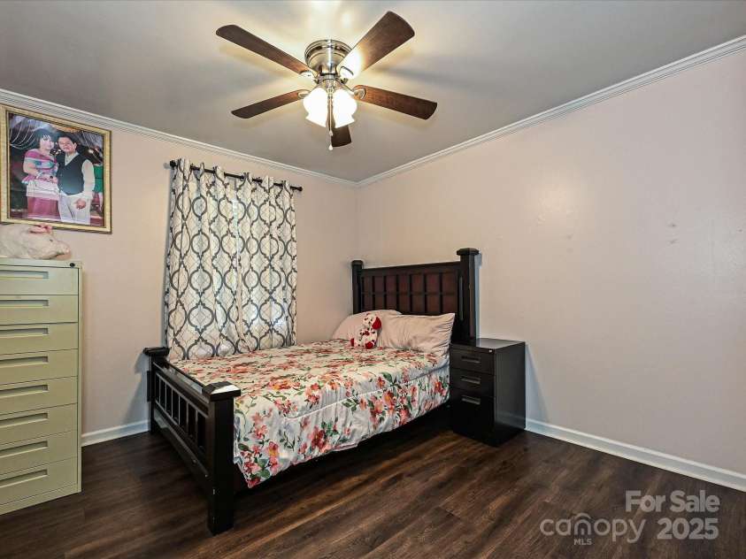 12423 Softwood Court, Charlotte, NC 28273.  MLS# CAR4268538, YatesRealty ID 23097. Secondary Bedroom