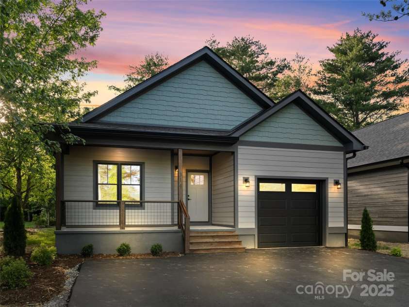 314 Gallimore Road, Brevard, NC 28712.  MLS# CAR4262876, YatesRealty ID 23098. 