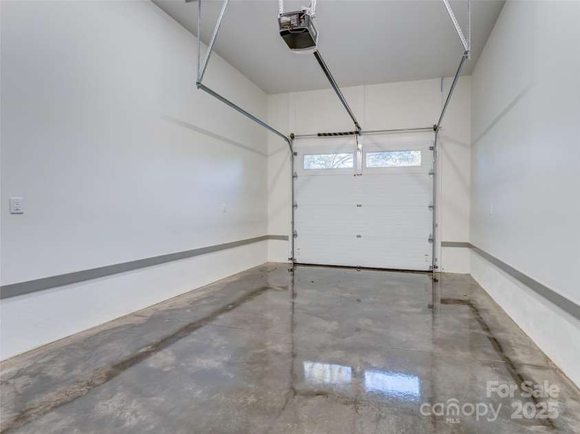 314 Gallimore Road, Brevard, NC 28712.  MLS# CAR4262876, YatesRealty ID 23098. 