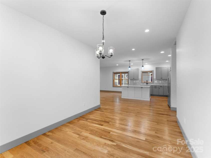 314 Gallimore Road, Brevard, NC 28712.  MLS# CAR4262876, YatesRealty ID 23098. 