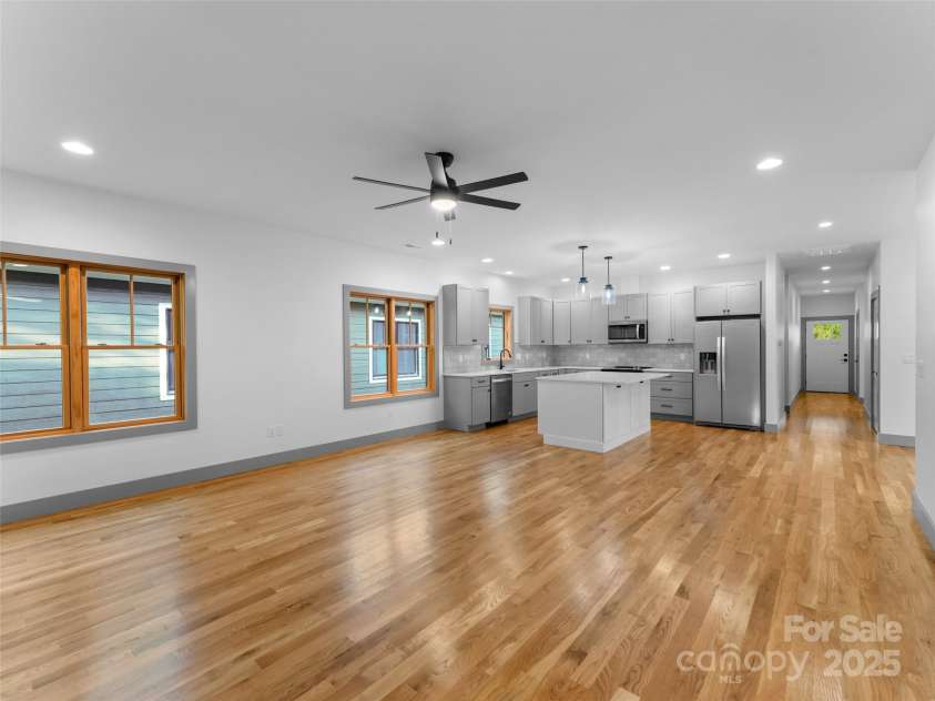 314 Gallimore Road, Brevard, NC 28712.  MLS# CAR4262876, YatesRealty ID 23098. 