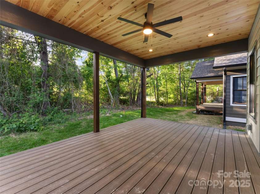 314 Gallimore Road, Brevard, NC 28712.  MLS# CAR4262876, YatesRealty ID 23098. 