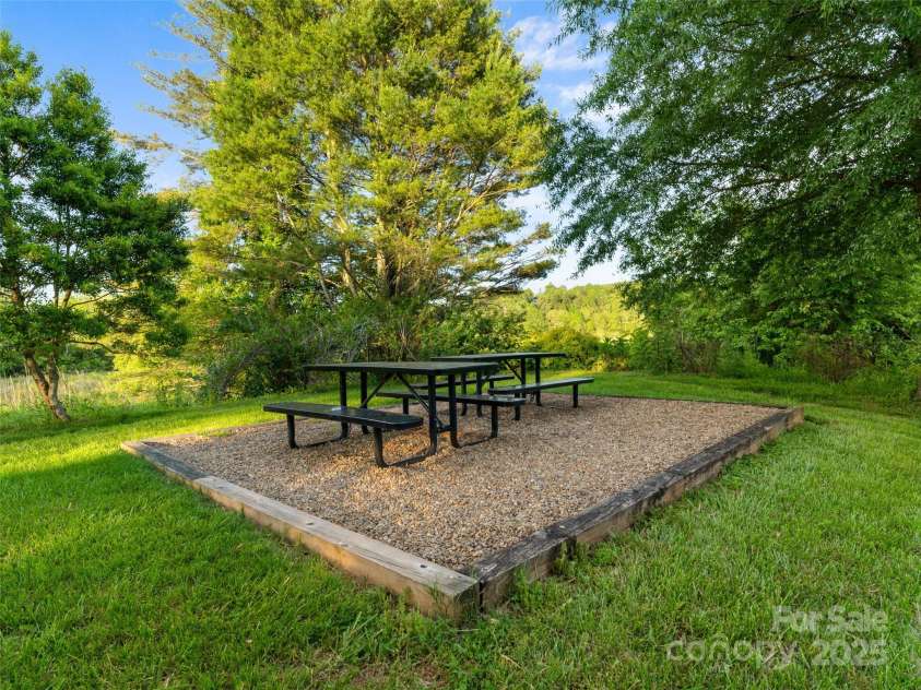 314 Gallimore Road, Brevard, NC 28712.  MLS# CAR4262876, YatesRealty ID 23098. 