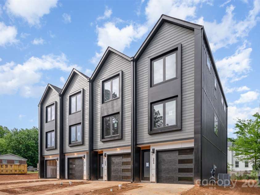 216 Mattoon Street, Charlotte, NC 28216.  MLS# CAR4273287, YatesRealty ID 23099. Representative photos