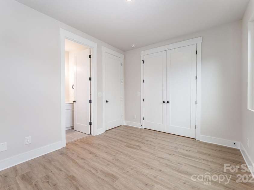 216 Mattoon Street, Charlotte, NC 28216.  MLS# CAR4273287, YatesRealty ID 23099. Representative photos