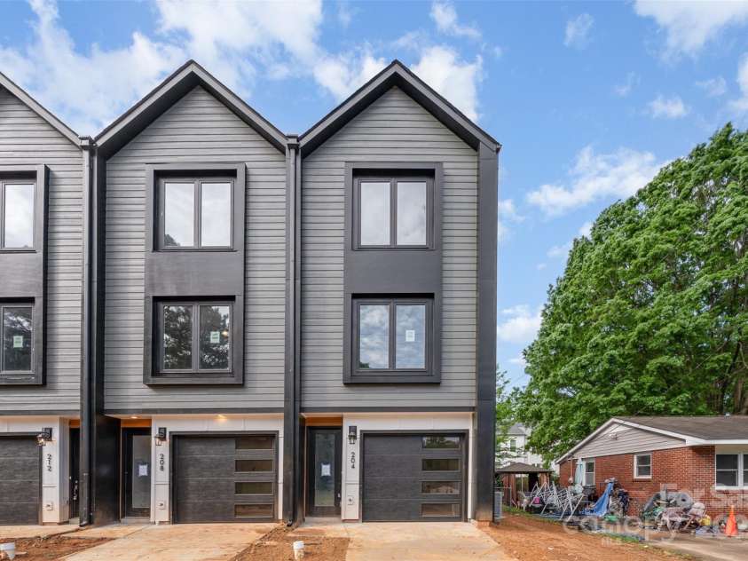 216 Mattoon Street, Charlotte, NC 28216.  MLS# CAR4273287, YatesRealty ID 23099. Representative photos