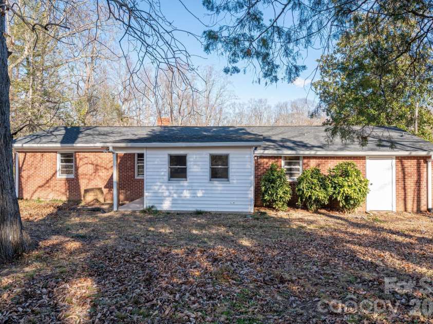 828 Main Street, Shelby, NC 28150.  MLS# CAR4335680, YatesRealty ID 2310. 