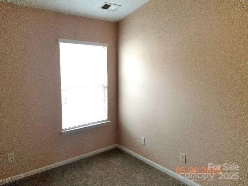 13441 Calloway Glen Drive, Charlotte, NC 28273.  MLS# CAR4265058, YatesRealty ID 23100. 