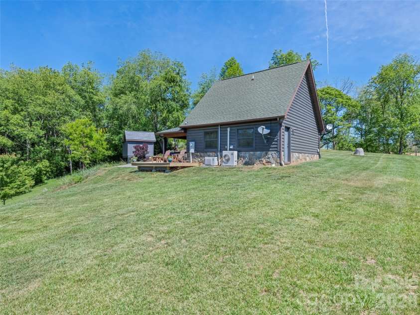 265 Cansadie Top Road, Waynesville, NC 28785.  MLS# CAR4381417, YatesRealty ID 23100. 