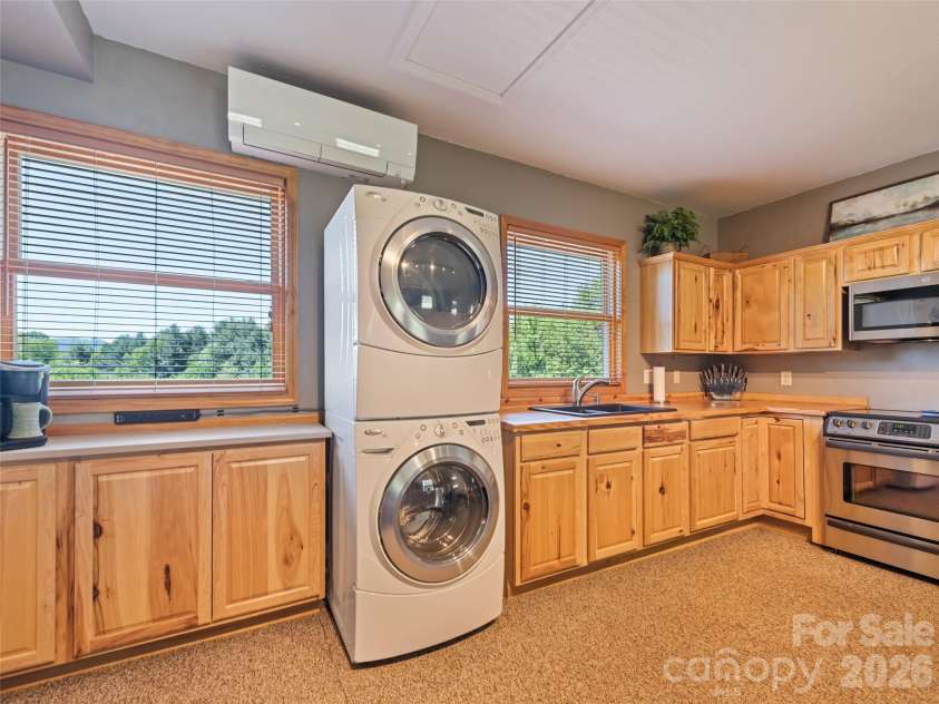265 Cansadie Top Road, Waynesville, NC 28785.  MLS# CAR4381417, YatesRealty ID 23100. 