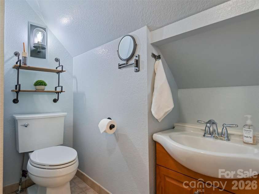 265 Cansadie Top Road, Waynesville, NC 28785.  MLS# CAR4381417, YatesRealty ID 23100. 