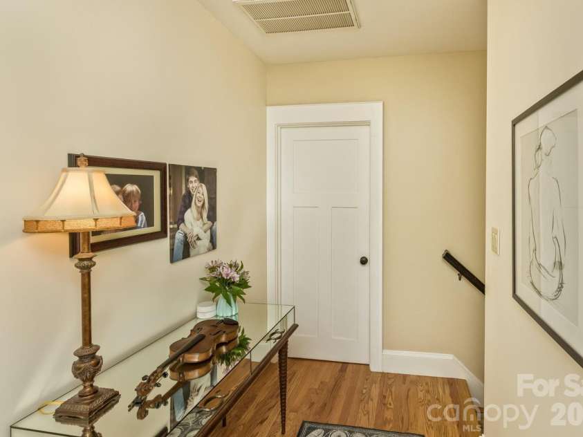 111 Montford Avenue, Asheville, NC 28801.  MLS# CAR4381201, YatesRealty ID 23101. 