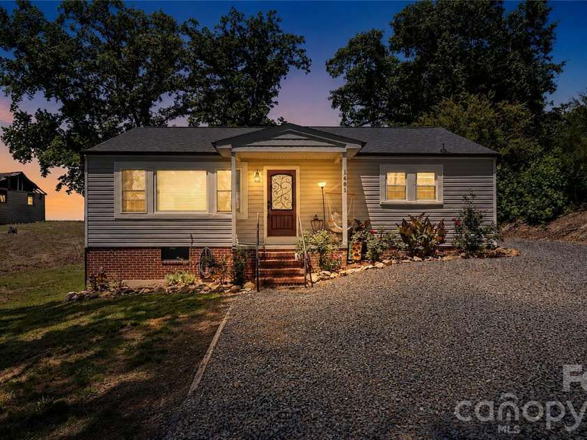 1481 Hilltop Street, Albemarle, NC 28001.  MLS# CAR4382502, YatesRealty ID 23102. 