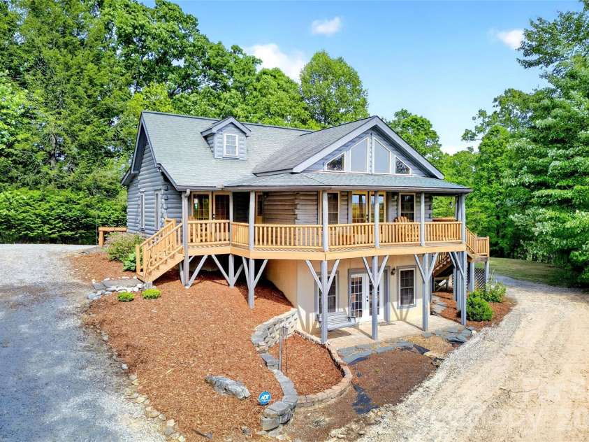 71 Browns Crossing Drive, Marion, NC 28752.  MLS# CAR4370041, YatesRealty ID 23105. 