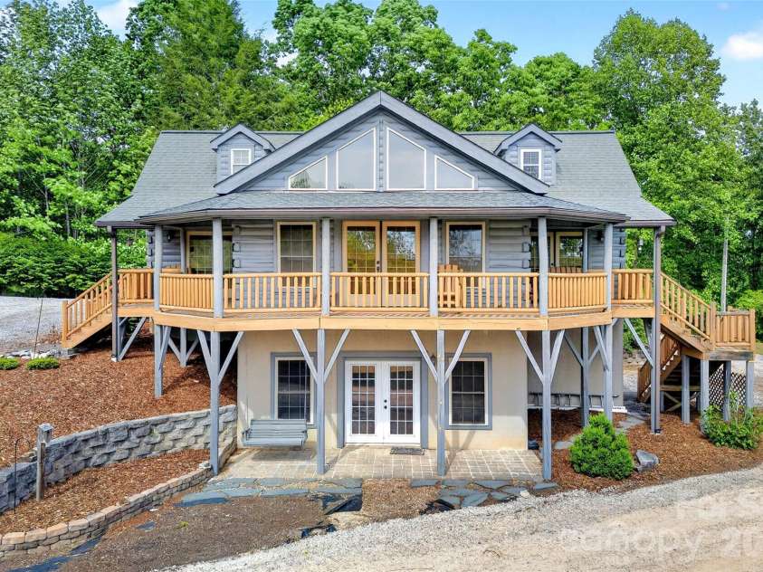 71 Browns Crossing Drive, Marion, NC 28752.  MLS# CAR4370041, YatesRealty ID 23105. 