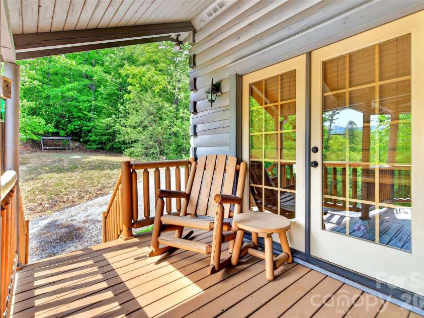 71 Browns Crossing Drive, Marion, NC 28752.  MLS# CAR4370041, YatesRealty ID 23105. 
