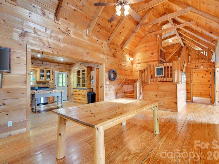 71 Browns Crossing Drive, Marion, NC 28752.  MLS# CAR4370041, YatesRealty ID 23105. 