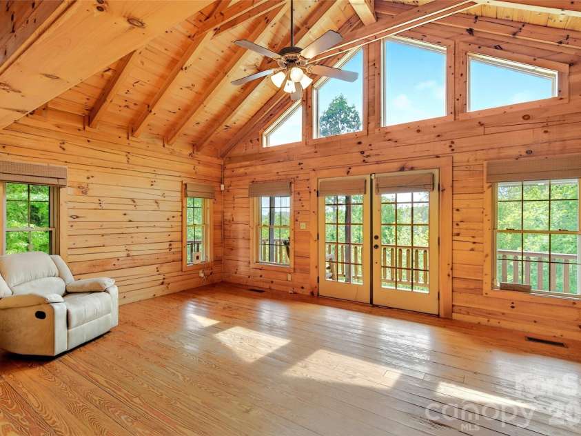 71 Browns Crossing Drive, Marion, NC 28752.  MLS# CAR4370041, YatesRealty ID 23105. 