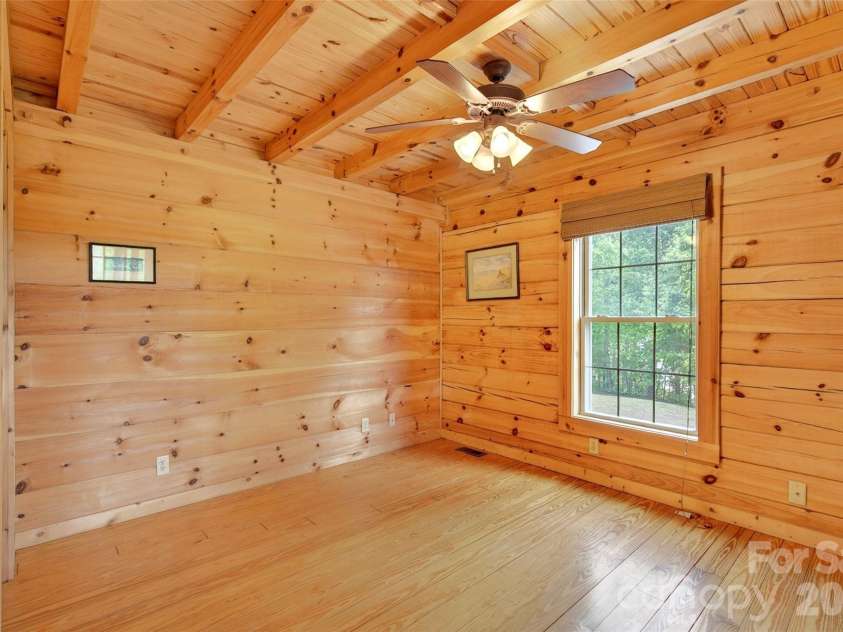 71 Browns Crossing Drive, Marion, NC 28752.  MLS# CAR4370041, YatesRealty ID 23105. 