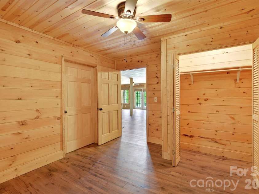 71 Browns Crossing Drive, Marion, NC 28752.  MLS# CAR4370041, YatesRealty ID 23105. 