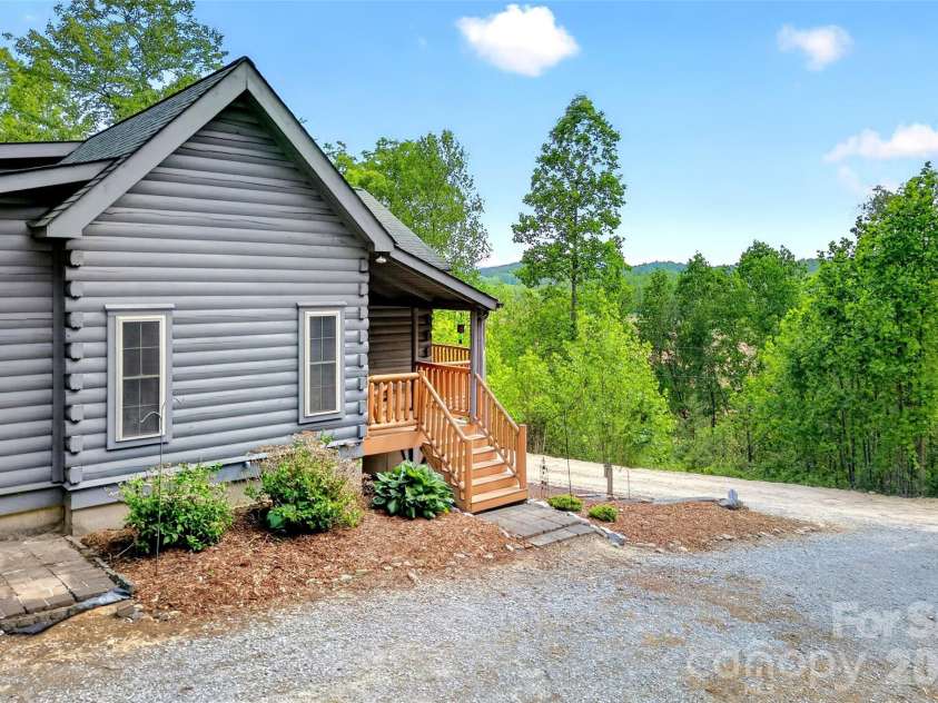 71 Browns Crossing Drive, Marion, NC 28752.  MLS# CAR4370041, YatesRealty ID 23105. 