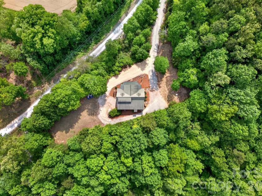 71 Browns Crossing Drive, Marion, NC 28752.  MLS# CAR4370041, YatesRealty ID 23105. 