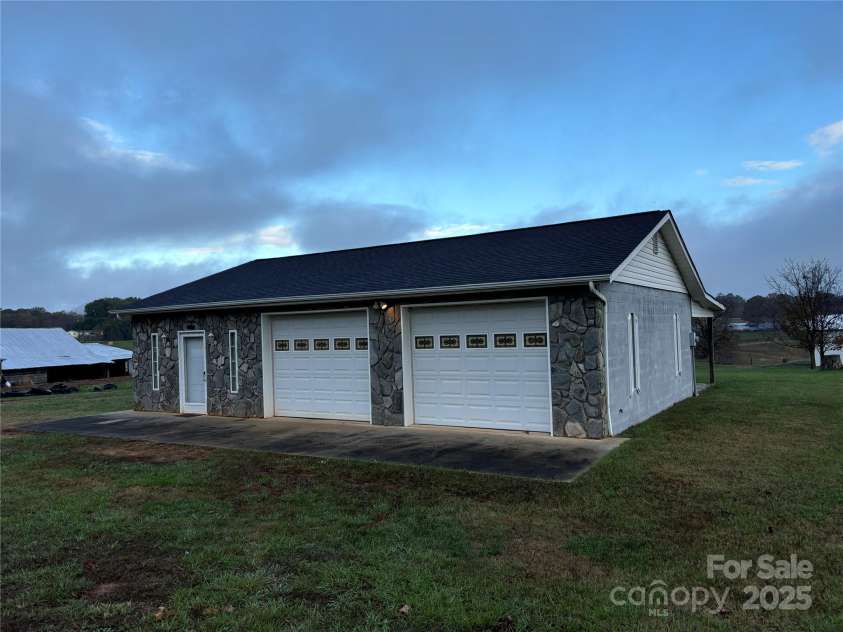 2022 Friendship Church Road, Taylorsville, NC 28681.  MLS# CAR4291669, YatesRealty ID 23106. 