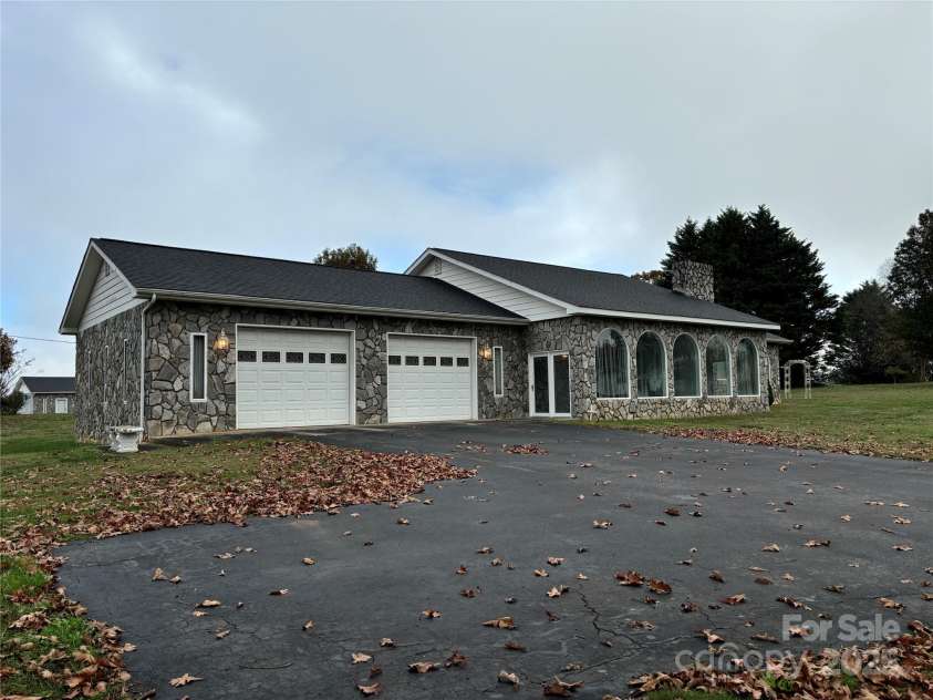 2022 Friendship Church Road, Taylorsville, NC 28681.  MLS# CAR4291669, YatesRealty ID 23106. 