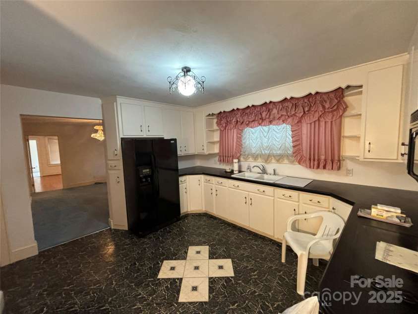 2022 Friendship Church Road, Taylorsville, NC 28681.  MLS# CAR4291669, YatesRealty ID 23106. 